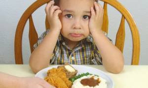 При пиелоцистите у ребенка пропадает аппетит